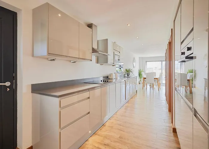 Host & - Dalby * 피커링